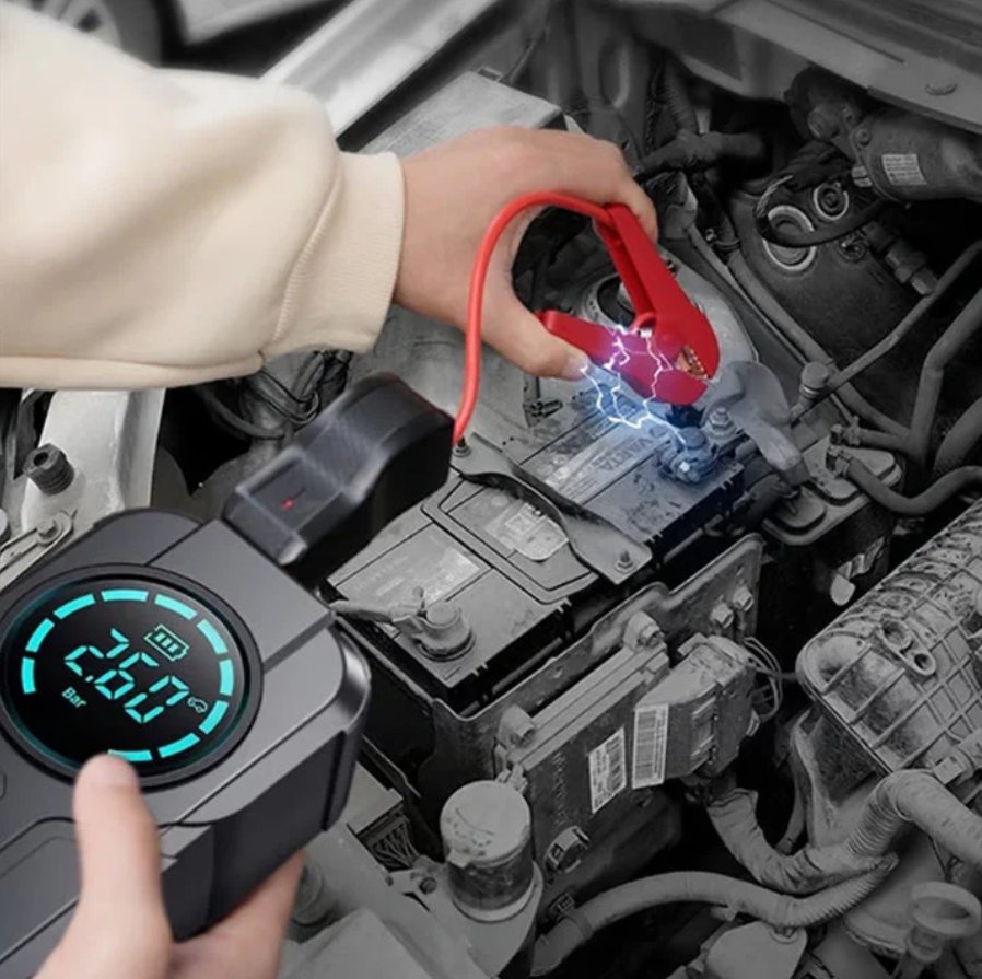 Jump Starter With Air Pump ©
